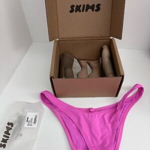 Skims Cheeky Tanga Bottom